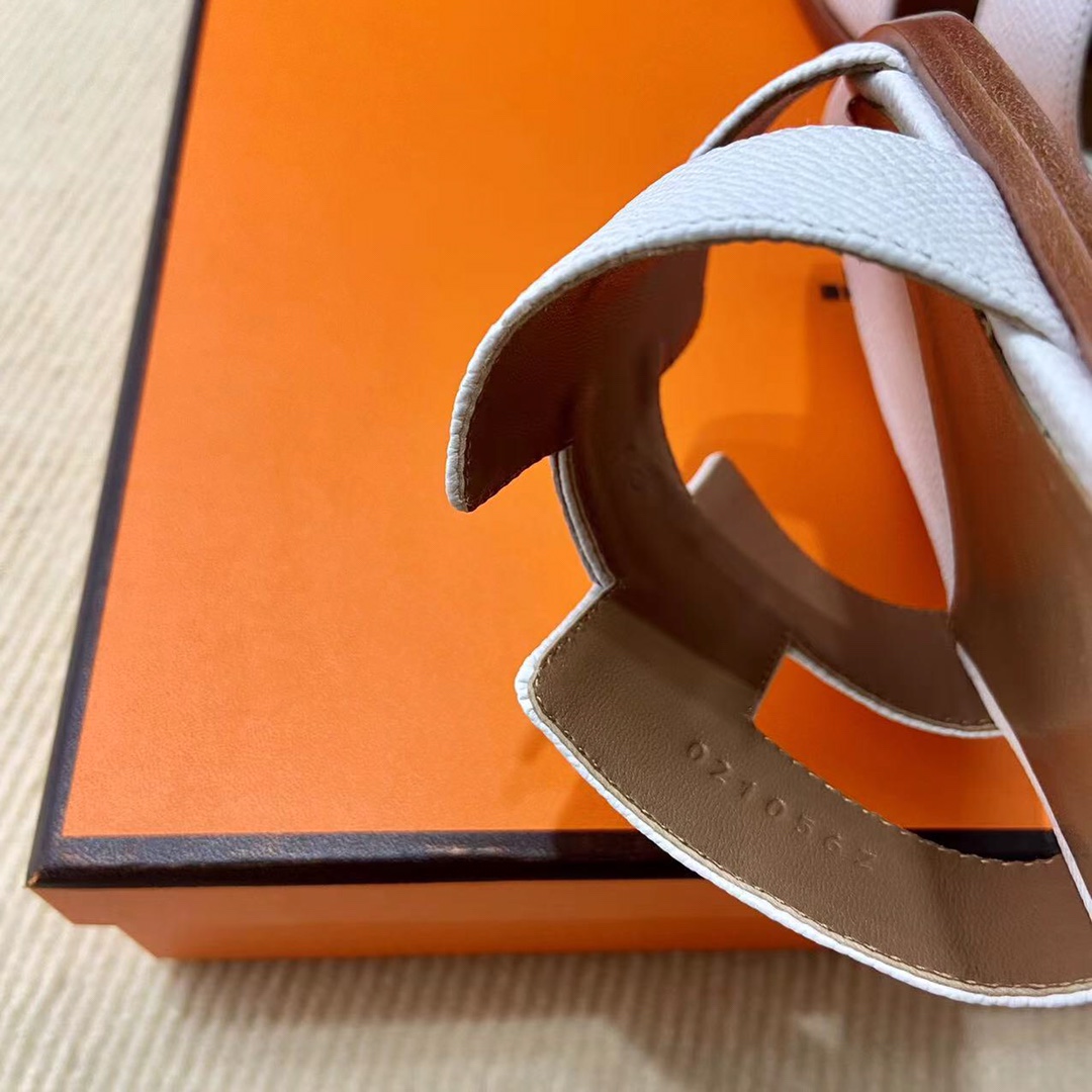 에르메스 올수공 오란 슬리퍼 샌들 앱송 43